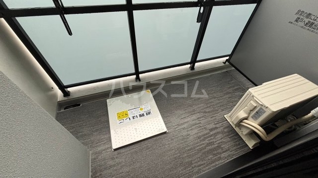 19/30 バルコニー