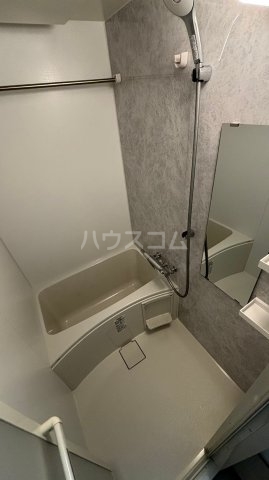 13/30 浴室