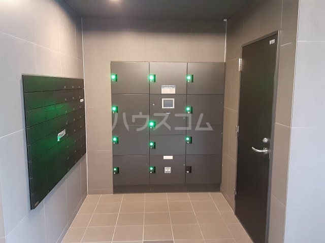 22/24 エントランス