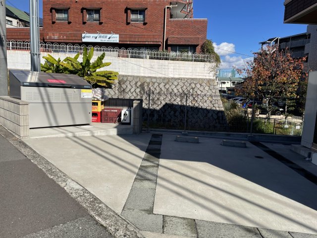 17/28 エントランス