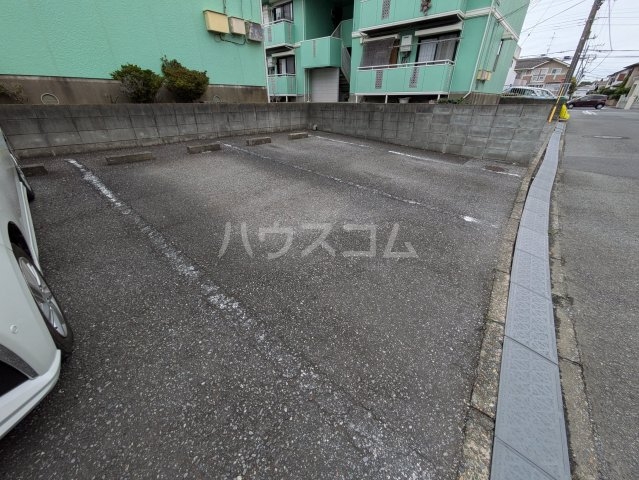 20/21 駐車場