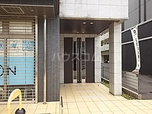 14/22 エントランス