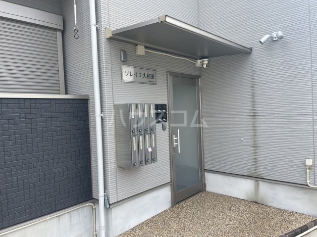 18/21 エントランス