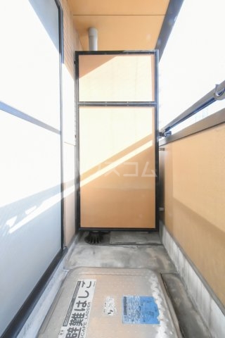 14/30 バルコニー