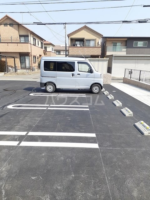 16/22 駐車場