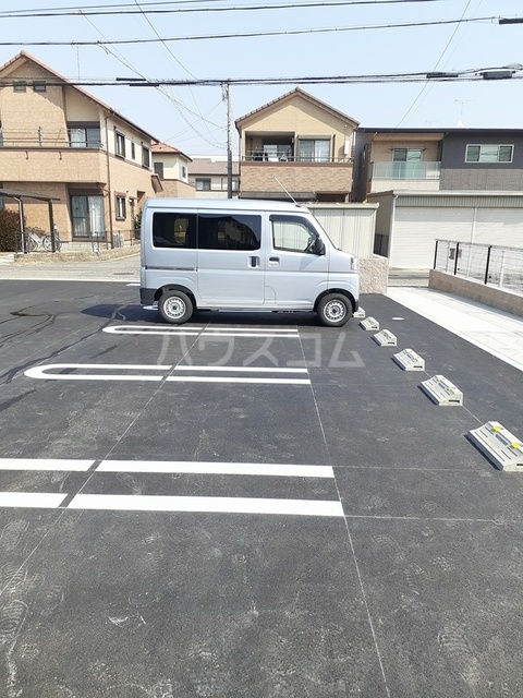 16/22 駐車場