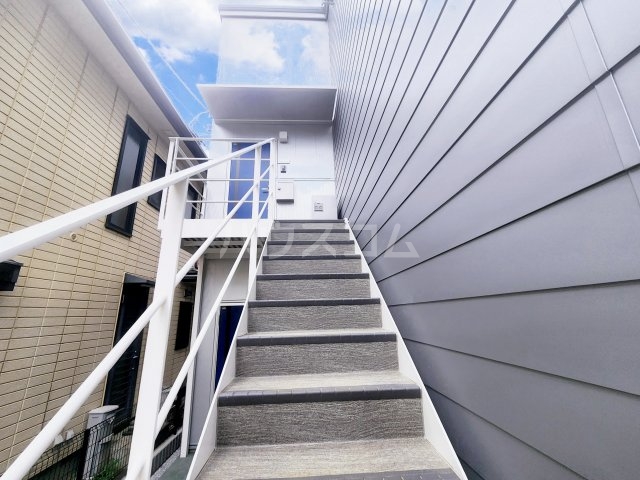 29/30 エントランス