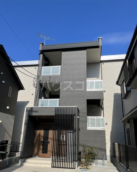 2/10 外観