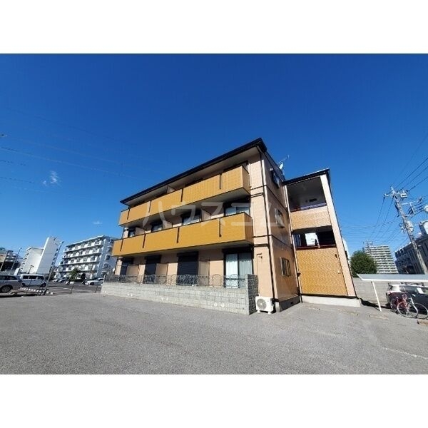 2/11 エントランス