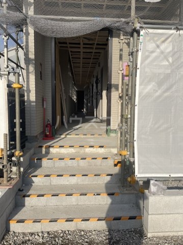 14/25 エントランス