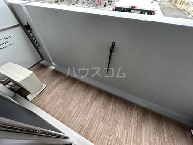 17/28 バルコニー