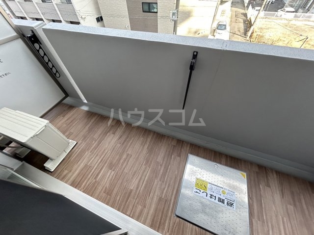 16/28 バルコニー