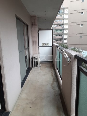 25/30 バルコニー