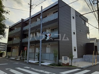 2/4 外観