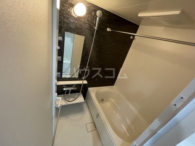14/30 浴室