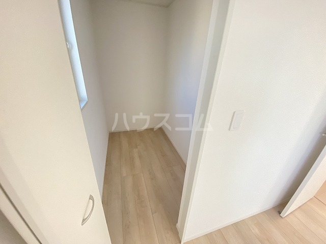 13/30 収納