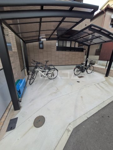 4/7 駐車場