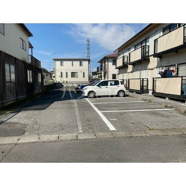 14/16 駐車場