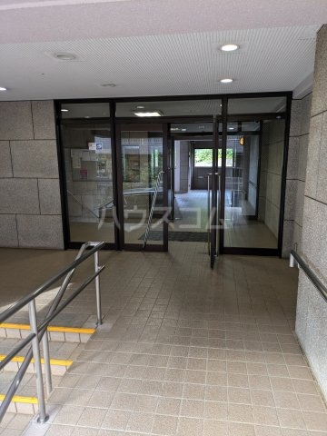 2/6 エントランス