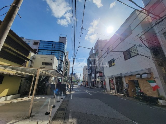2/3 駐車場