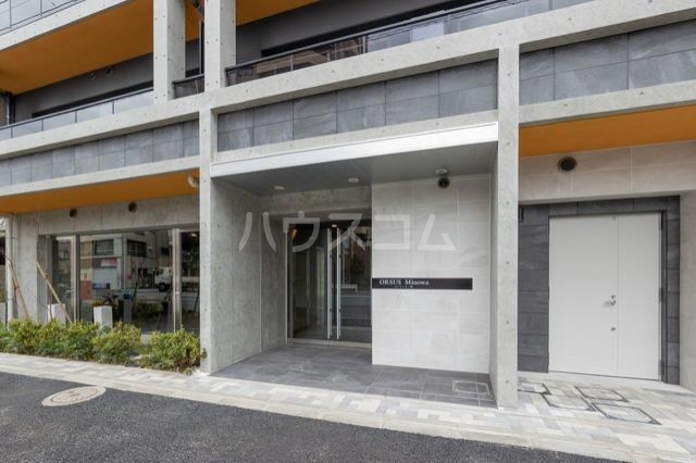 7/11 エントランス