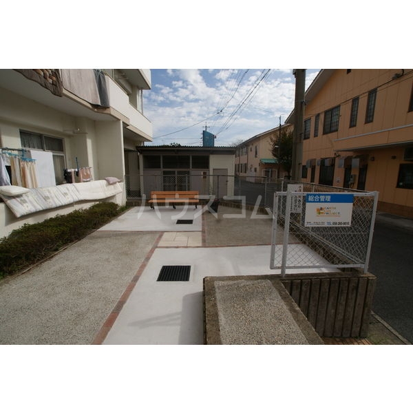 17/21 駐車場
