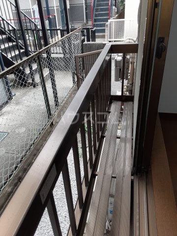 23/30 バルコニー