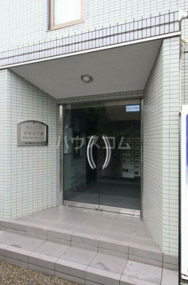 17/26 エントランス