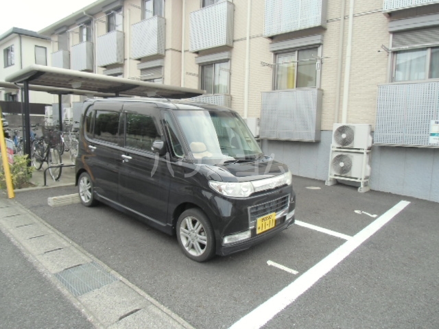 2/10 駐車場