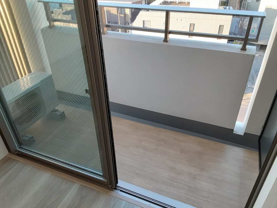 19/30 バルコニー