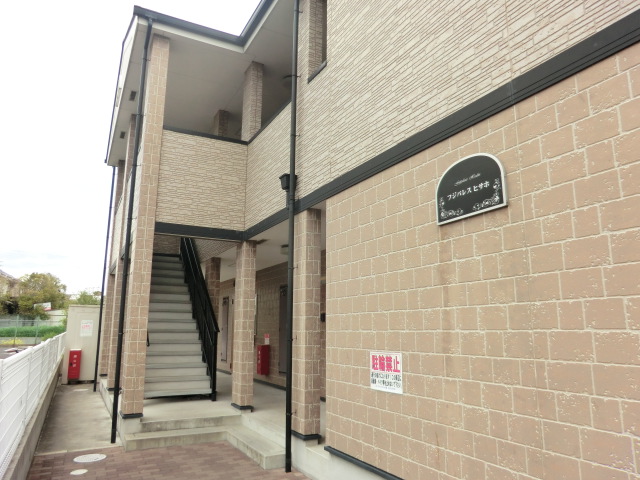 21/24 エントランス