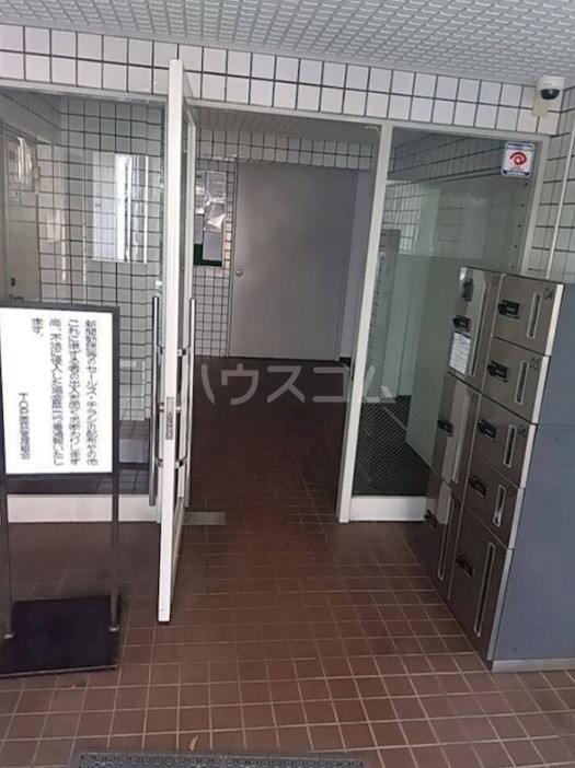 21/21 エントランス