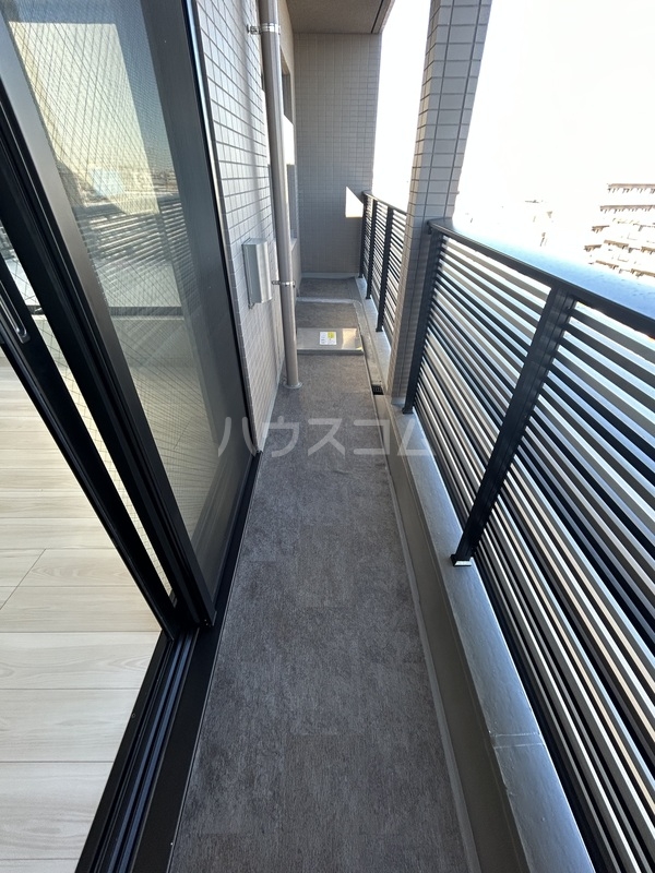 13/30 バルコニー