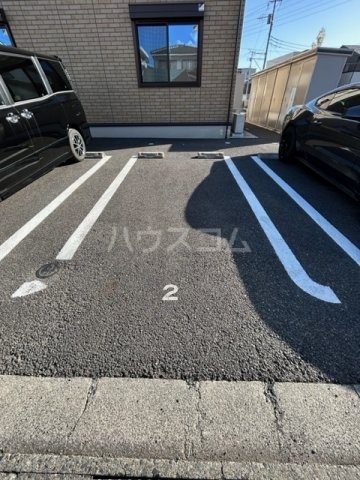 22/30 駐車場