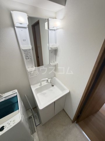 17/30 洗面