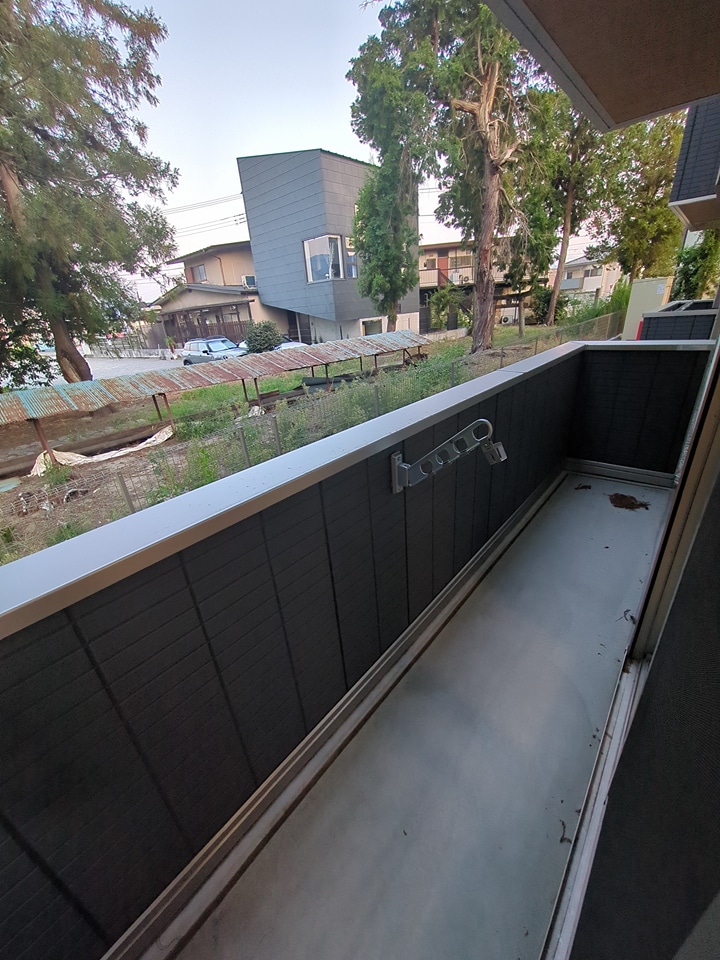 19/25 バルコニー