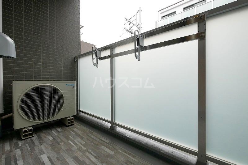 13/19 バルコニー