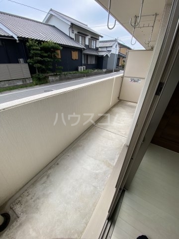 16/23 バルコニー