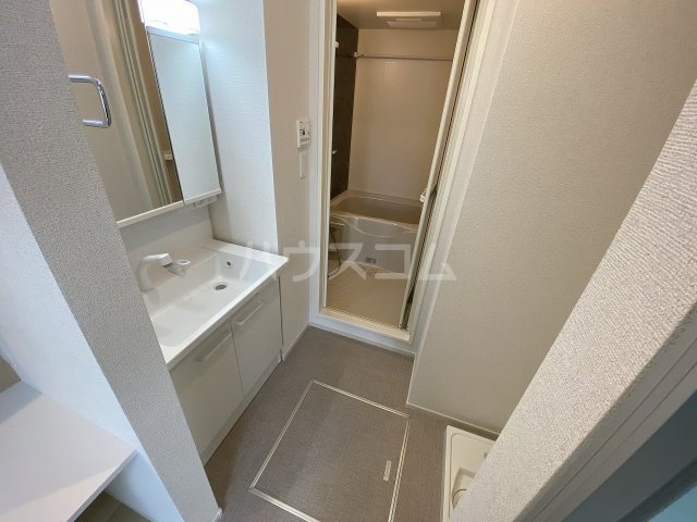 13/28 洗面