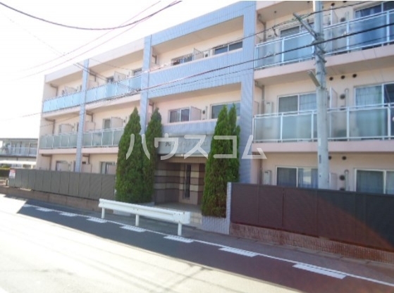 16/22 エントランス