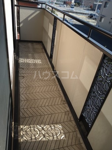 13/21 バルコニー