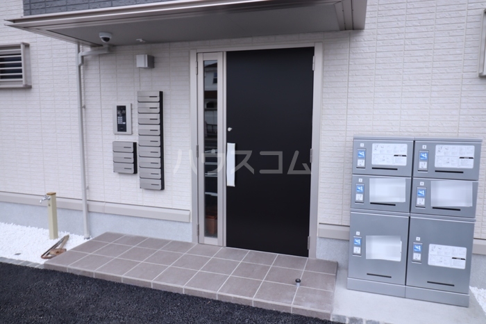 15/26 エントランス