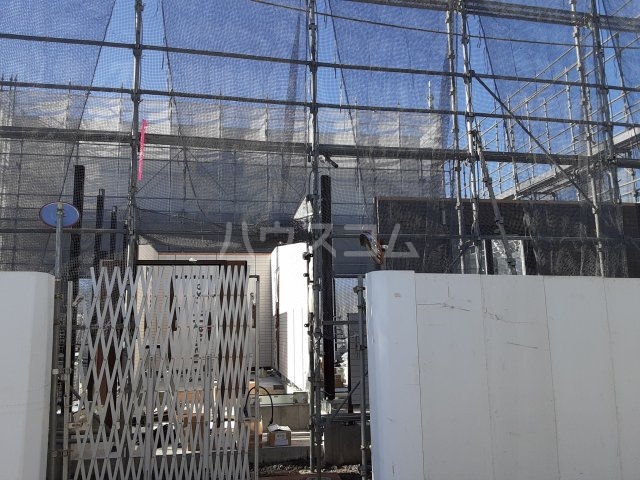 15/17 エントランス