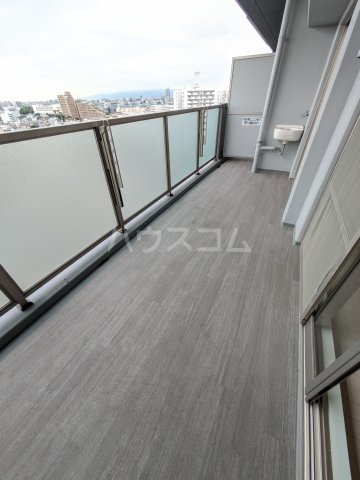 19/29 バルコニー