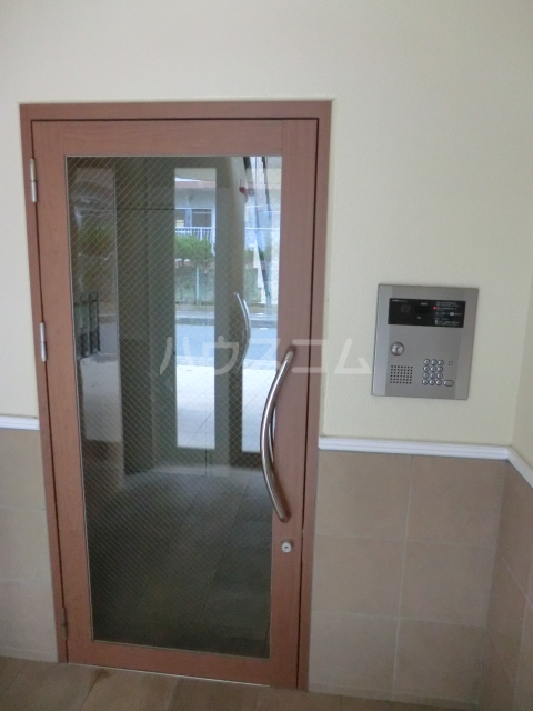 19/21 エントランス