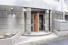 14/16 エントランス