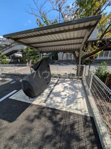 28/30 駐車場