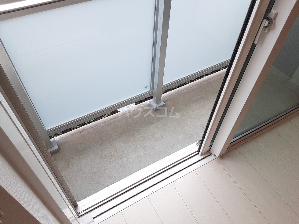 19/30 バルコニー