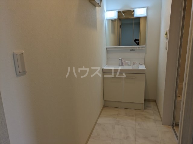 13/21 洗面