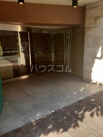 29/30 エントランス